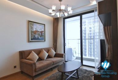 Fashionable and modern design 1 bedroom apartment for rent in Vinhome Metropolis